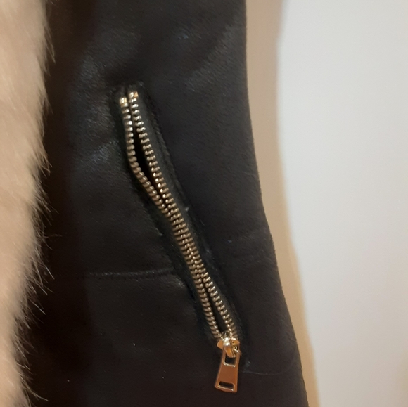 NWOT FATE black vest with faux fur SP - Picture 5 of 7